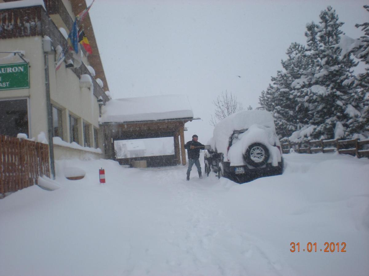 Le Collet D'Auron Hotel Exterior photo