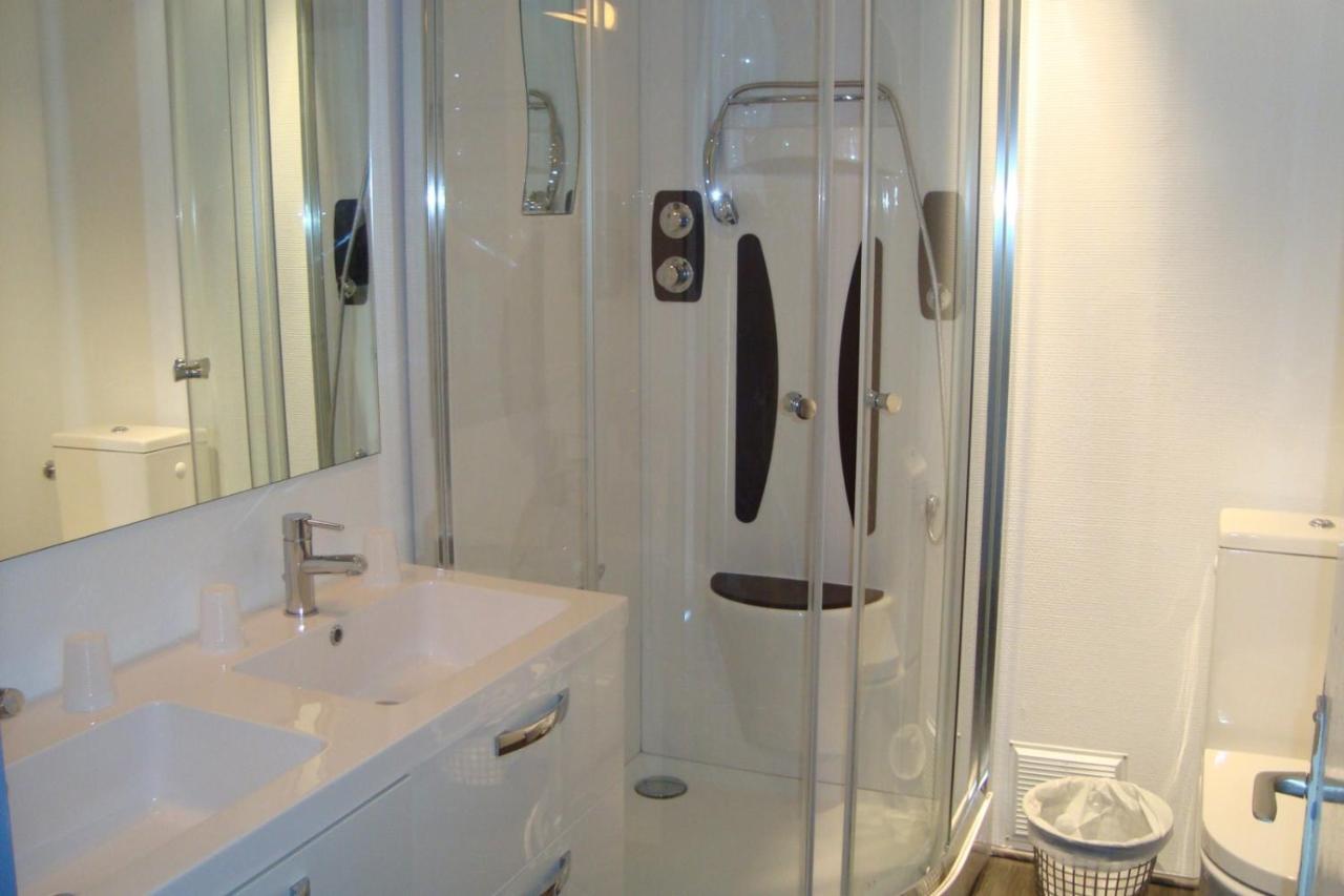 Le Collet D'Auron Hotel Room photo
